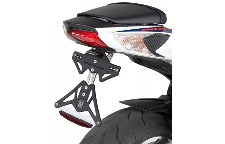 Βάση πινακίδας Barracuda για Suzuki GSX R 600-750 (2011-2016)