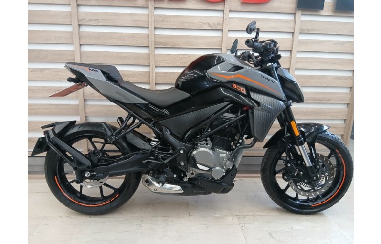 CFMOTO NK300 '25
