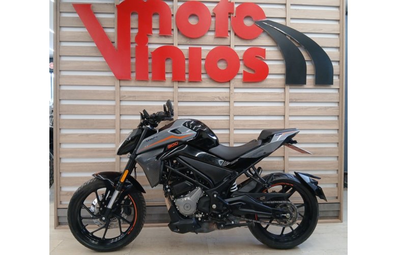 CFMOTO NK300 '25