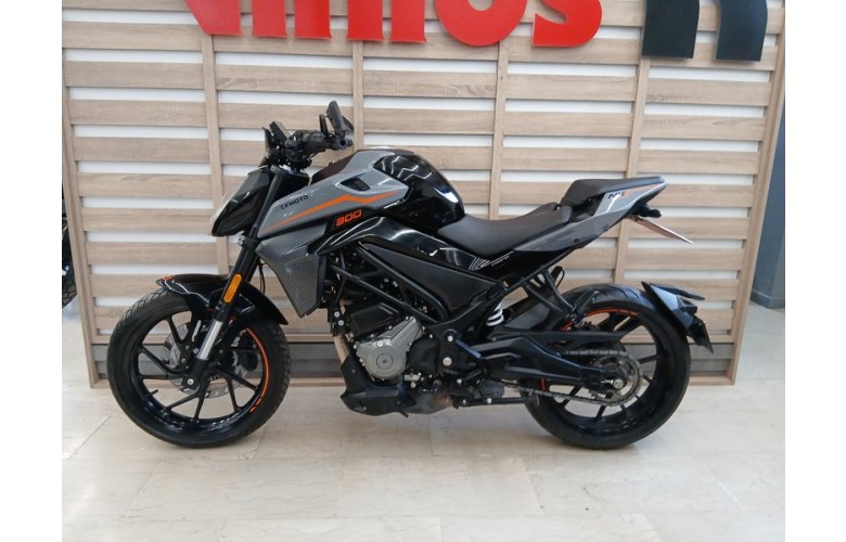 CFMOTO NK300 '25