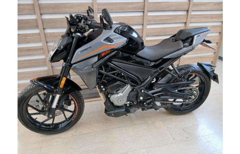 CFMOTO NK300 '25