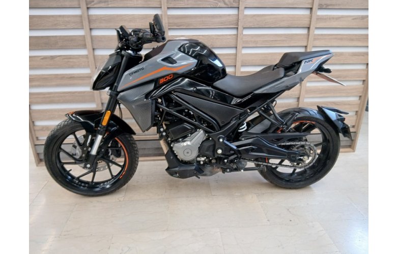 CFMOTO NK300 '25