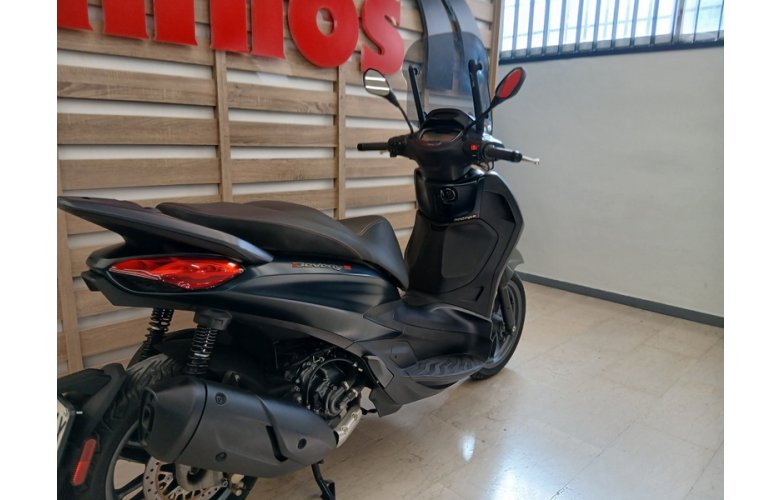 PIAGGIO BEVERLY 300 '22