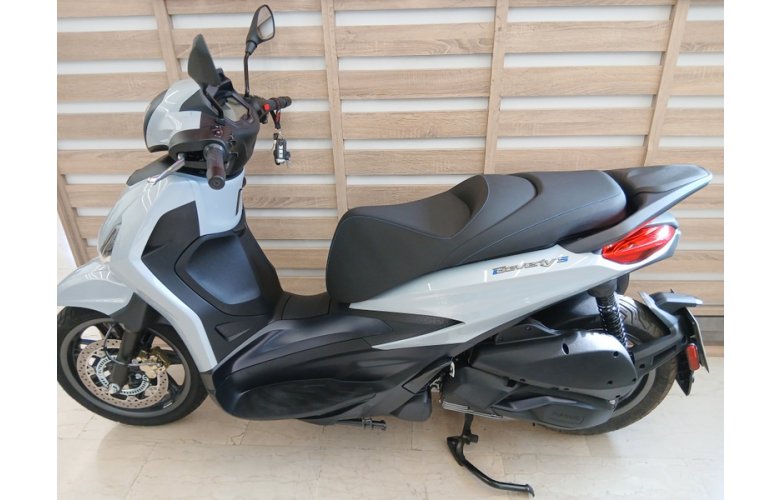 PIAGGIO BEVERLY 310 '25