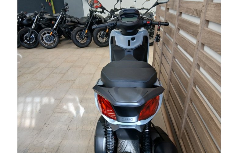 PIAGGIO BEVERLY 310 '25