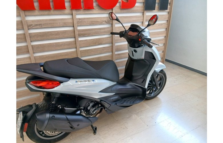 PIAGGIO BEVERLY 310 '25