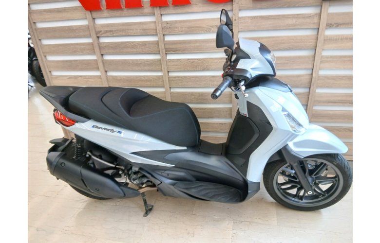 PIAGGIO BEVERLY 310 '25