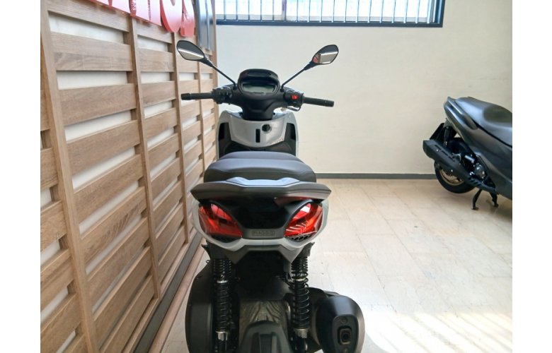 PIAGGIO BEVERLY 310 '25