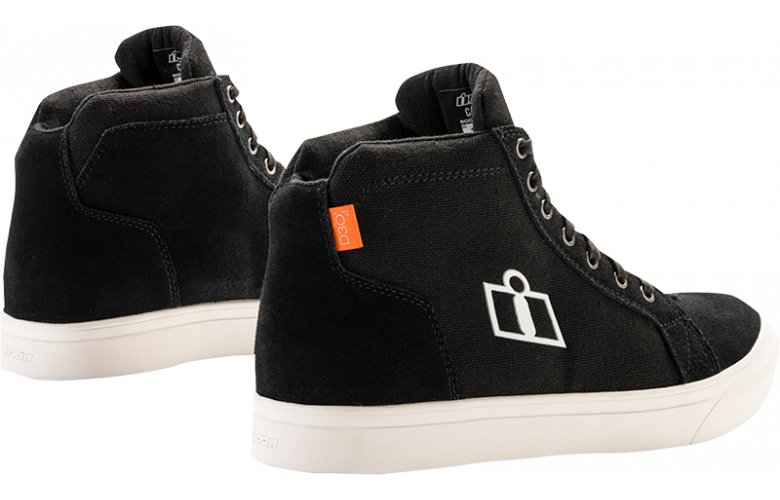 ΜΠΟΤΑΚΙΑ ICON CARGA CE™ STEALTH WHITE / BLACK