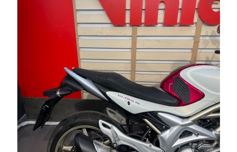 Suzuki Gladius 650 2009