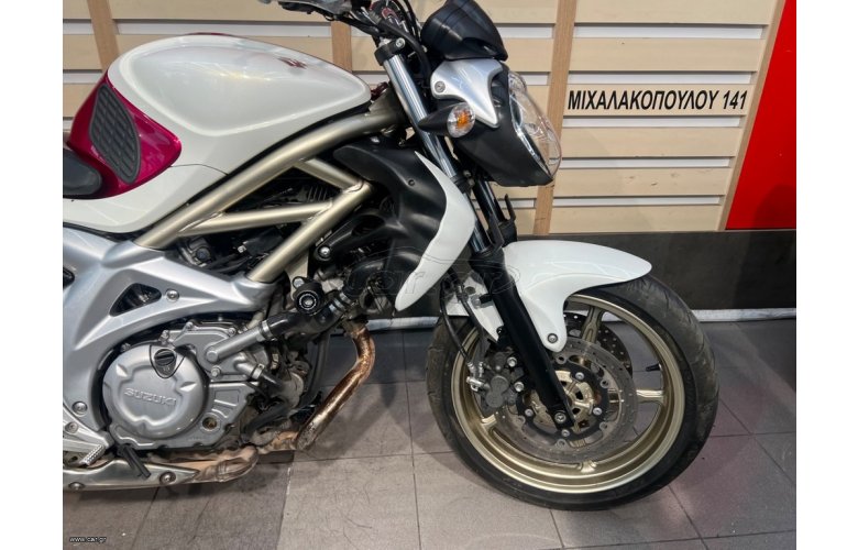 Suzuki Gladius 650 2009