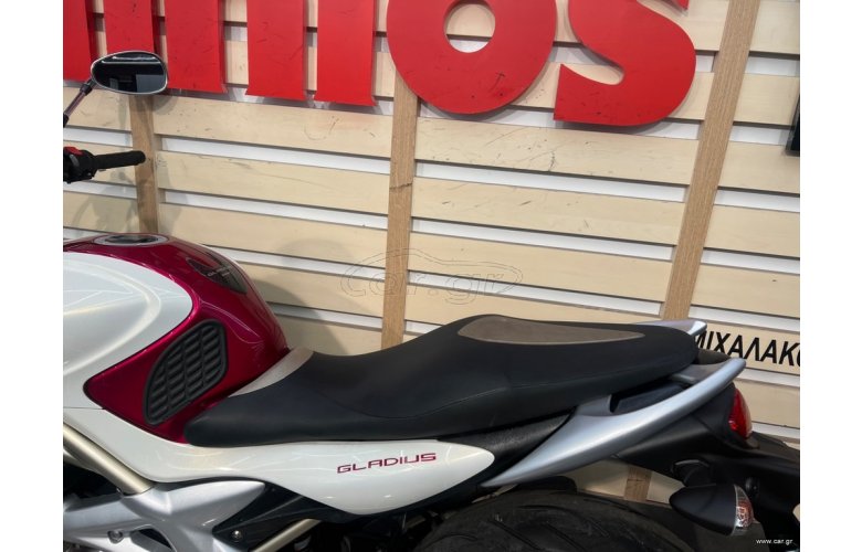 Suzuki Gladius 650 2009