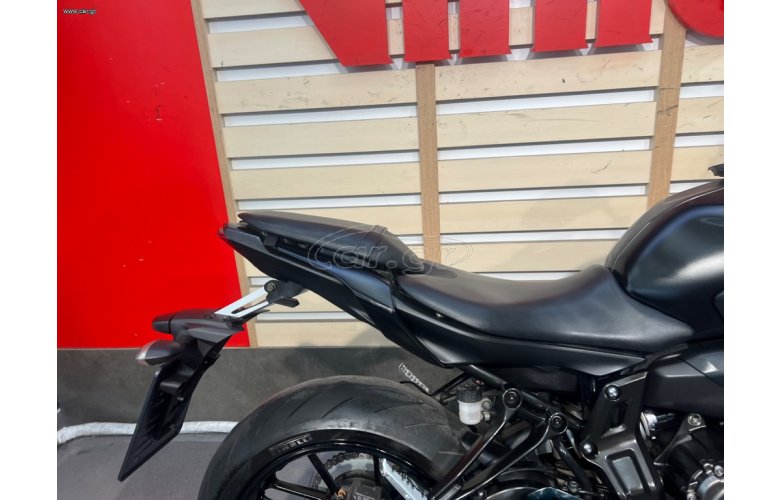 YAMAHA MT07