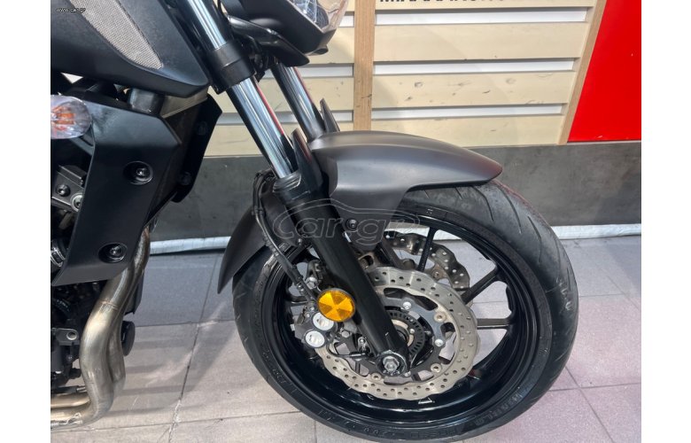 YAMAHA MT07