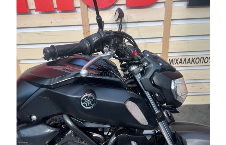 YAMAHA MT07