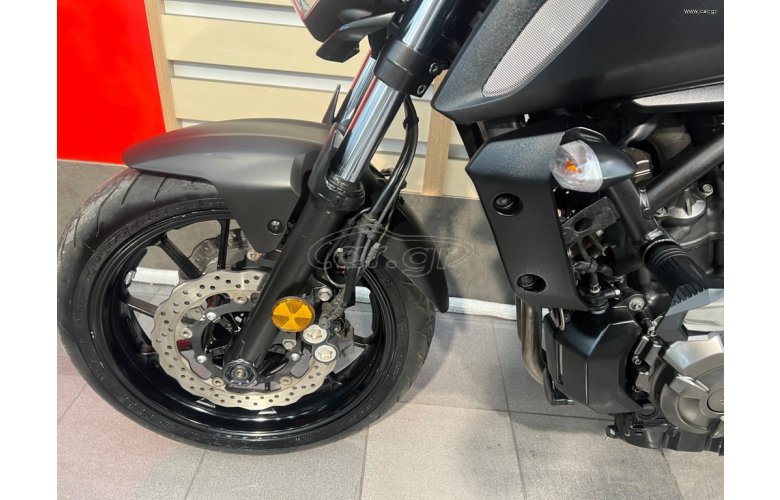 YAMAHA MT07