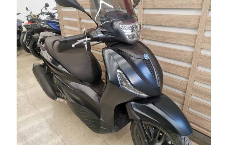PIAGGIO BEVERLY 300 '21