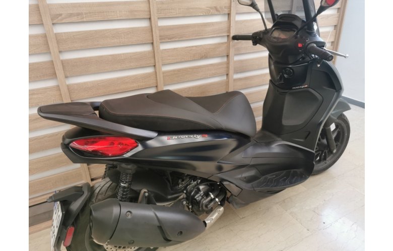 PIAGGIO BEVERLY 300 '21