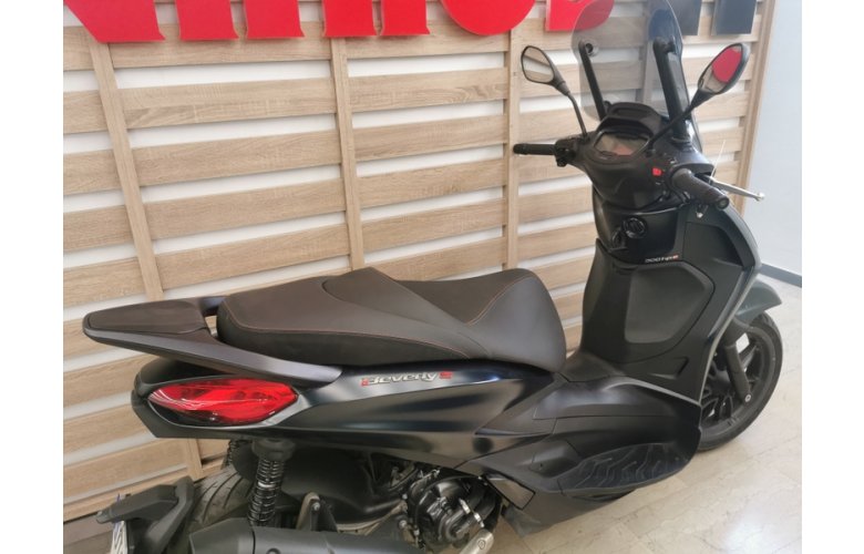PIAGGIO BEVERLY 300 '21