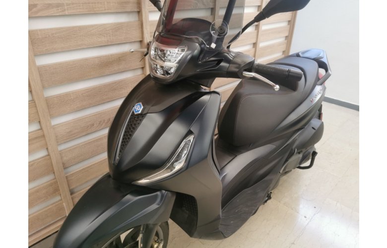 PIAGGIO BEVERLY 300 '21