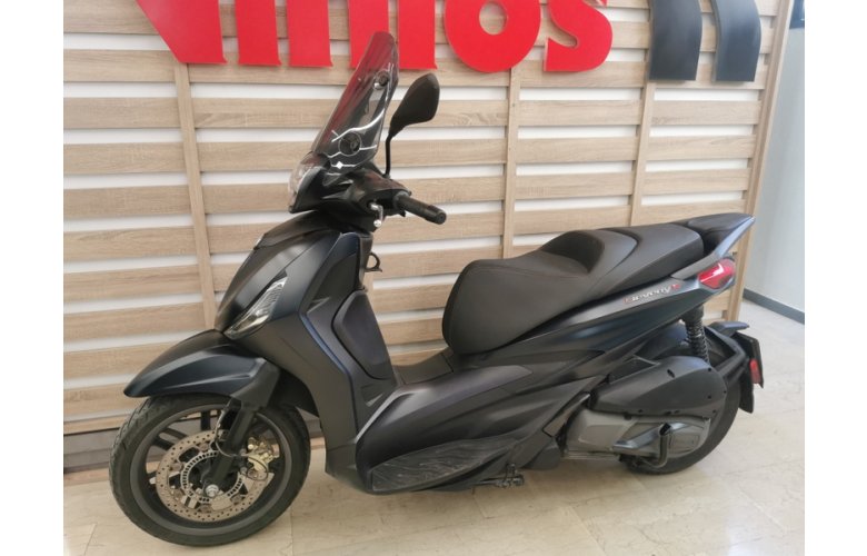 PIAGGIO BEVERLY 300 '21