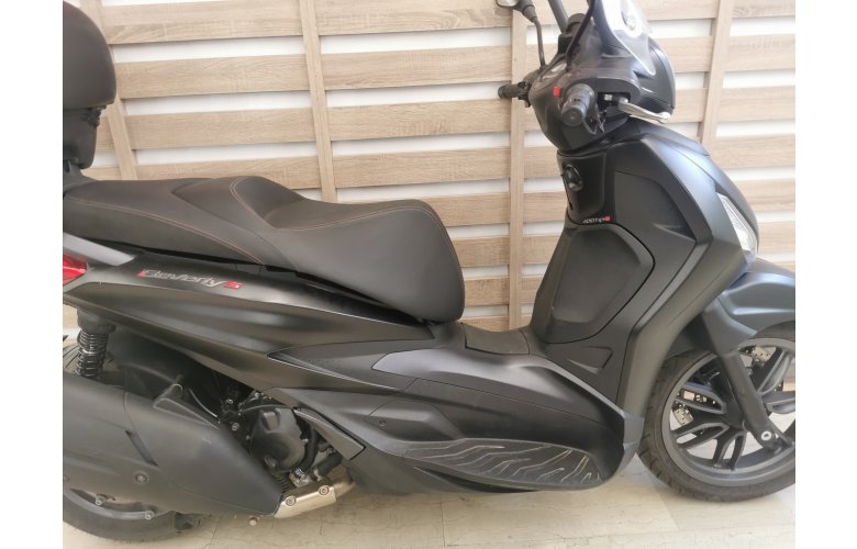 PIAGGIO BEVERLY 400 '22