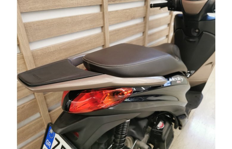 PIAGGIO MEDLEY 150 '23