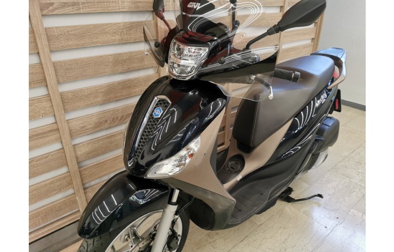 PIAGGIO MEDLEY 150 '23