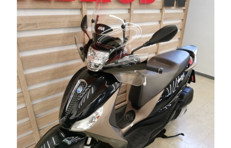 PIAGGIO MEDLEY 150 '23