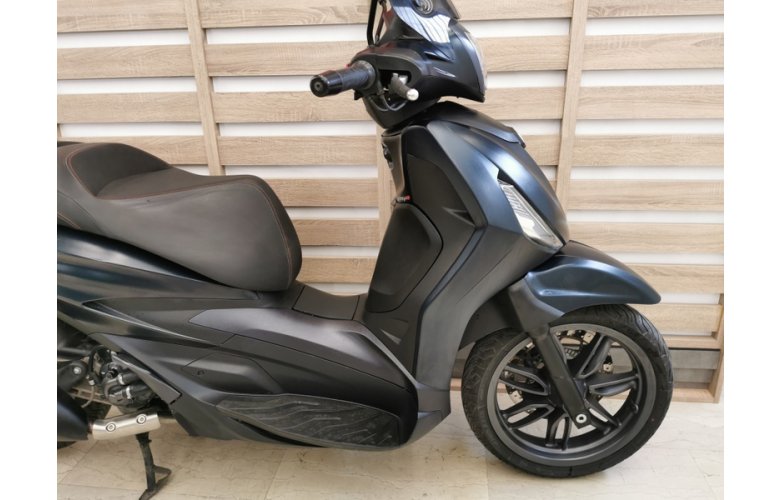 PIAGGIO BEVERLY 300 '22