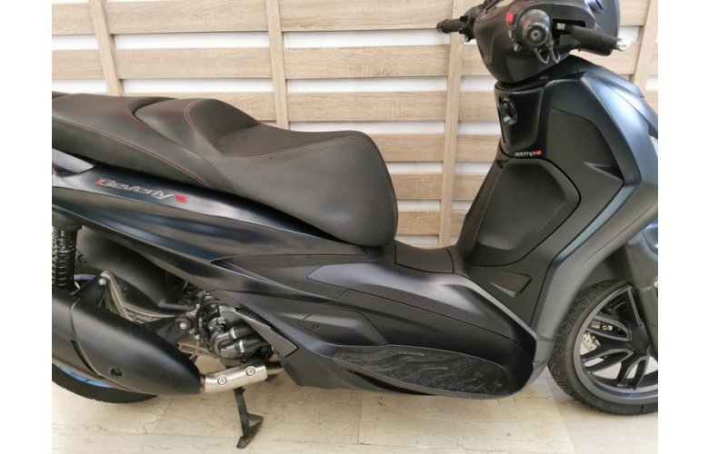 PIAGGIO BEVERLY 300 '22