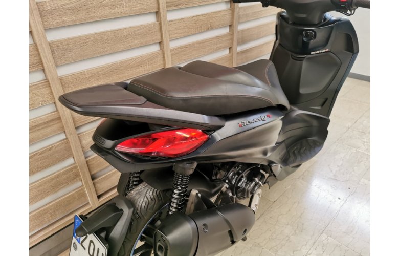 PIAGGIO BEVERLY 300 '22