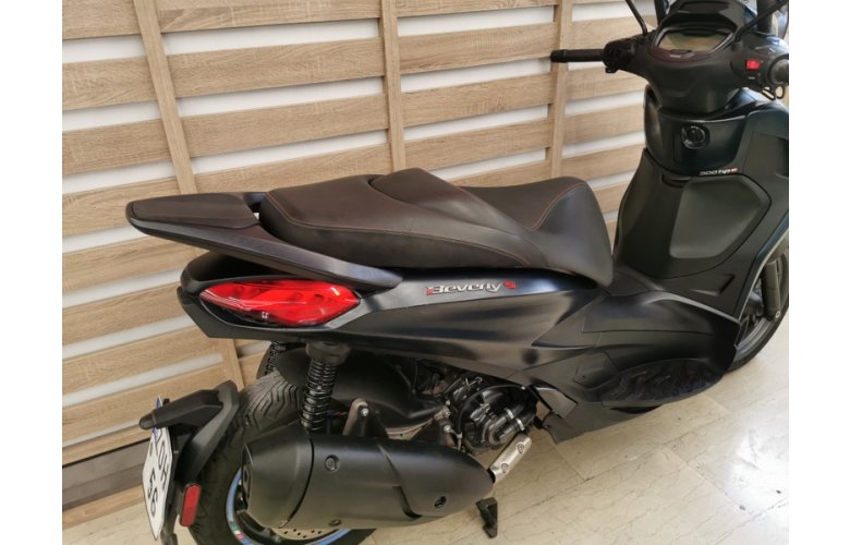 PIAGGIO BEVERLY 300 '22
