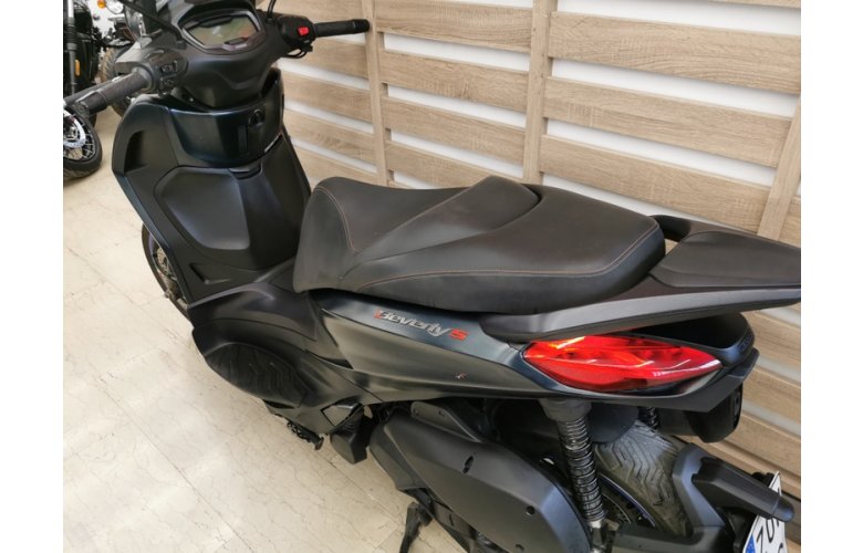 PIAGGIO BEVERLY 300 '22