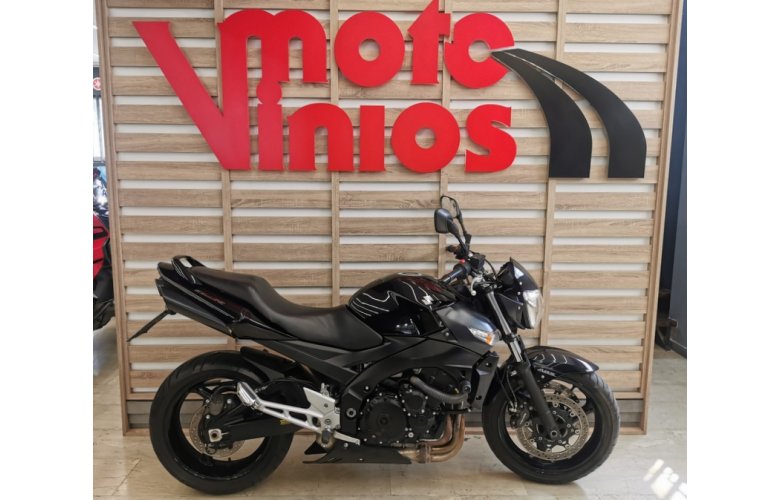 SUZUKI GSR600 '10