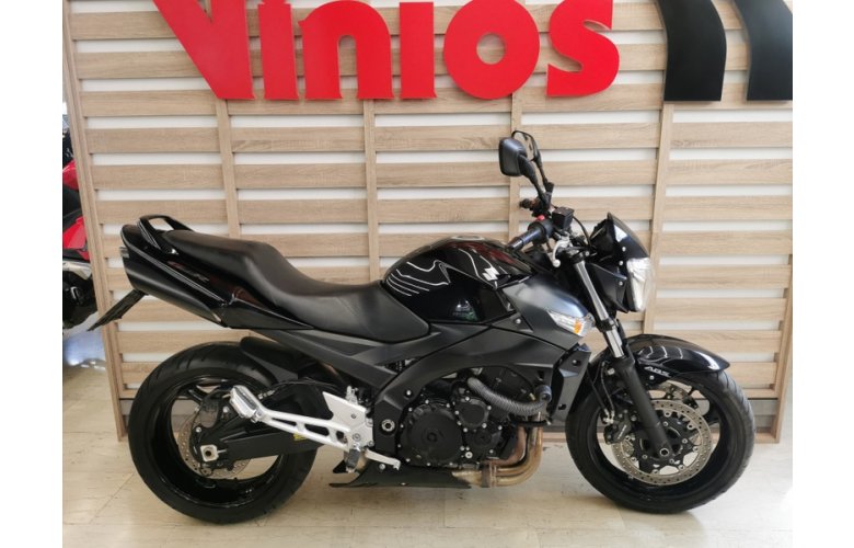 SUZUKI GSR600 '10