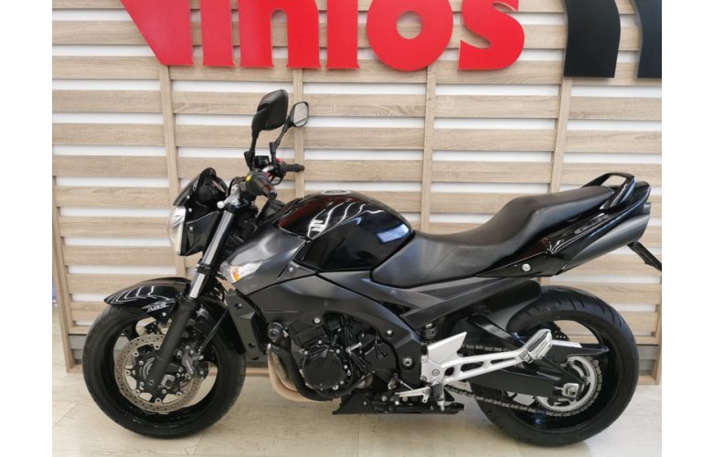 SUZUKI GSR600 '10
