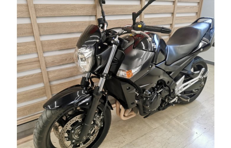 SUZUKI GSR600 '10