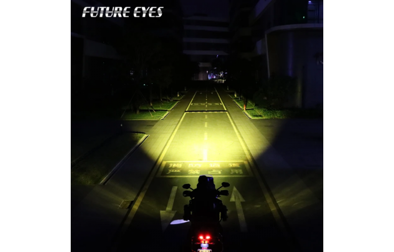 ΠΡΟΒΟΛΑΚΙΑ ΜΗΧΑΝΗΣ LED FUTURE EYES Χ100