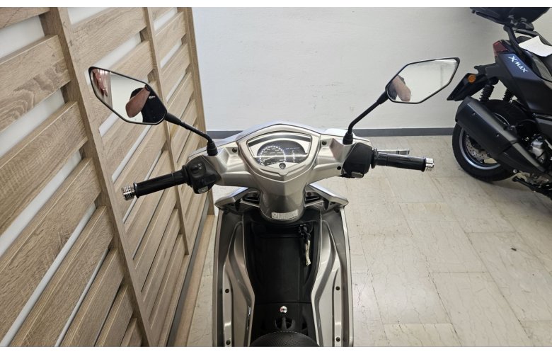 YAMAHA CRYPTON X 135 '08