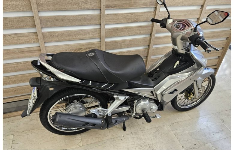 YAMAHA CRYPTON X 135 '08