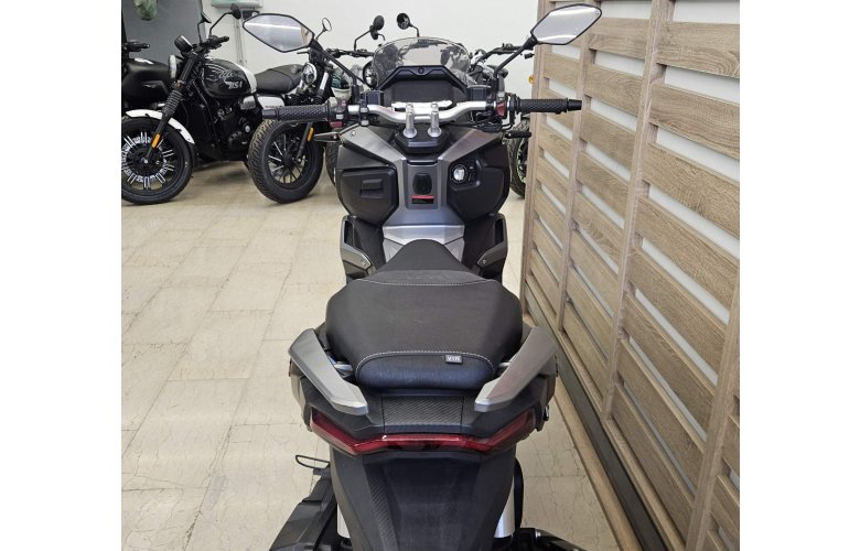 VOGE SR1 125 ADV '24