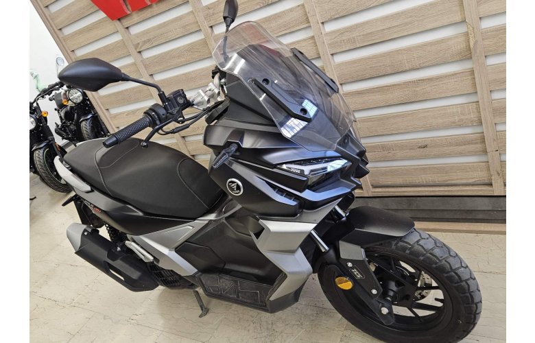 VOGE SR1 125 ADV '24