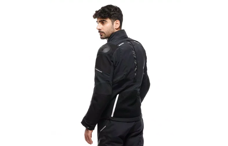 ΜΠΟΥΦΑΝ DAINESE CARVE MASTER 4 GORE-TEX® BLACK/BLACK