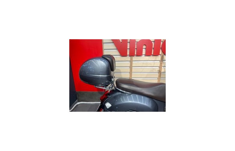 Vespa GTS 300 2022