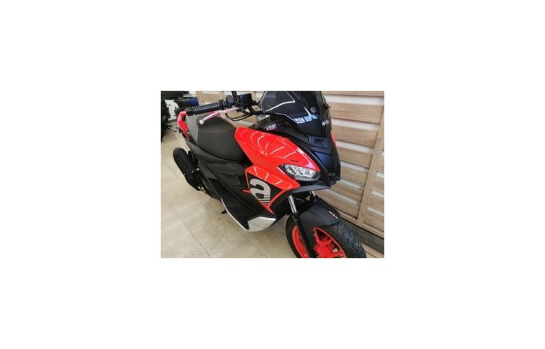 Aprilia SR GT 200 2025