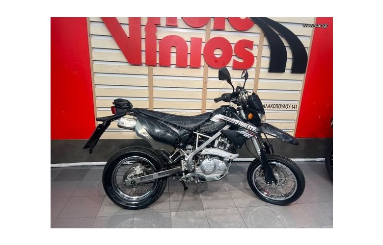 Kawasaki D-TRACKER 2015