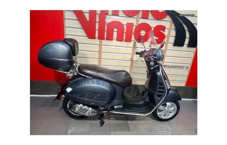 Vespa GTS 300 2022
