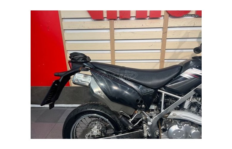 Kawasaki D-TRACKER 2015