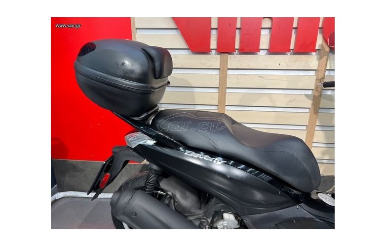Piaggio Beverly 300i 2016